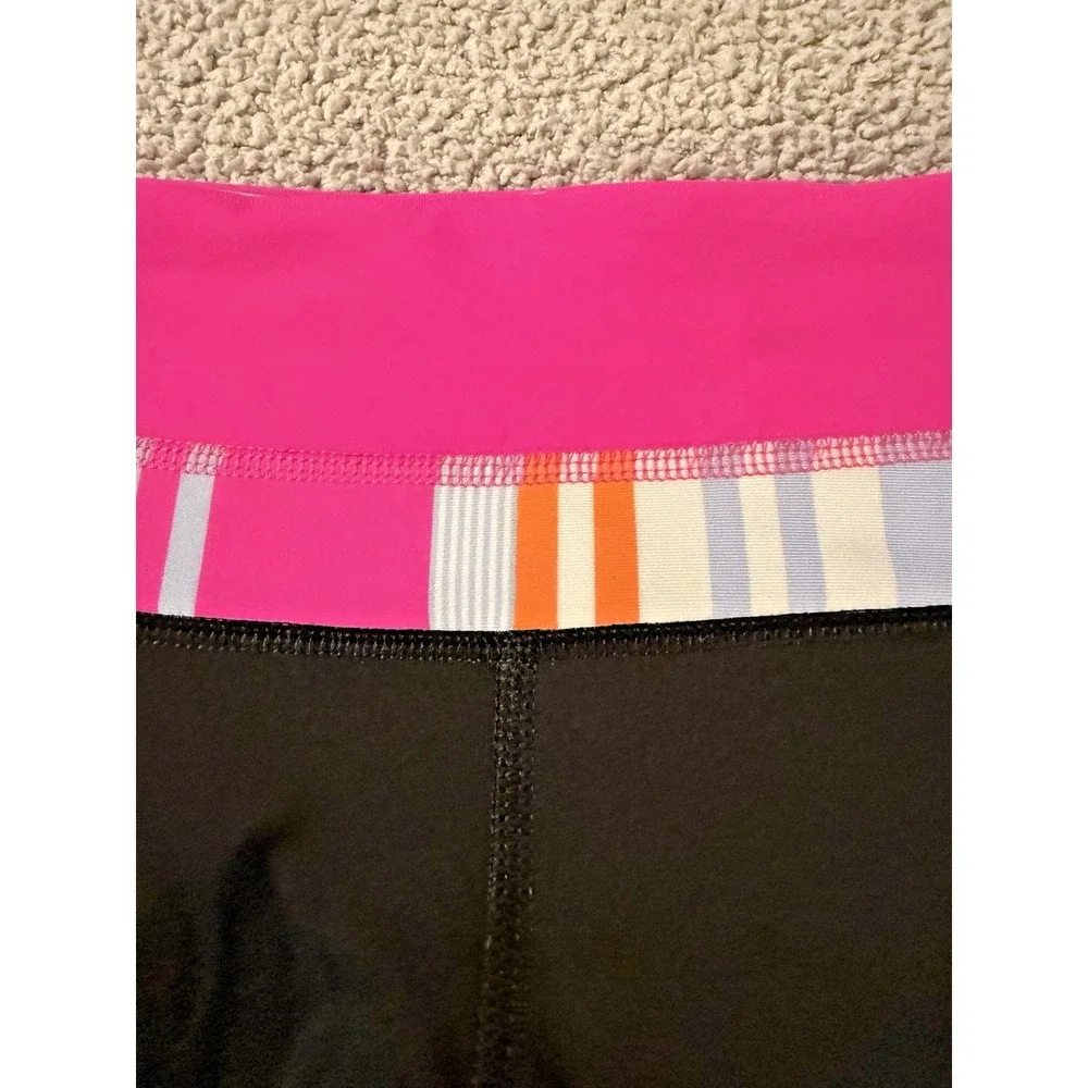LULULEMON Athletic Black Pink Biker Gymnastic Yoga Shorts Sz 4 CUTE!!